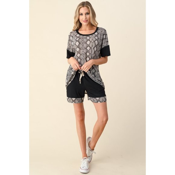 Blumin Snake Print Loungewear Short Set - Picture 6 of 6